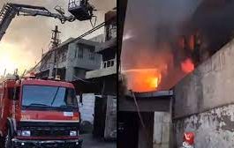 Delhi Factory Fire: A massive fire broke out in a factory in Peeragarhi area of ​​Delhi, 33 fire tenders are present on the spot.