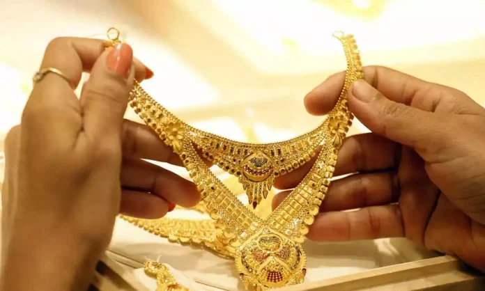 Old Jewellery Price : Attention If you are going to buy new gold jewelery by exchanging it, then know the very important rules.