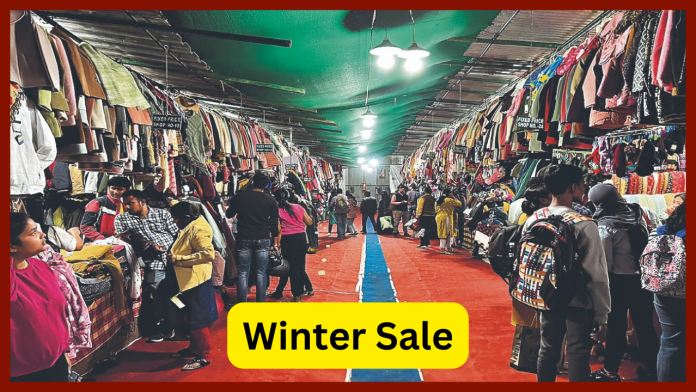 Winter Sale : Special winter sale going on here in Jharkhand...tremendous collection of formals! Price starts from Rs 150