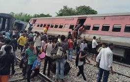 Dibrugarh Express Accident: Five bogies of Chandigarh-Dibrugarh Express derailed in Gonda, three people reported dead; many injured